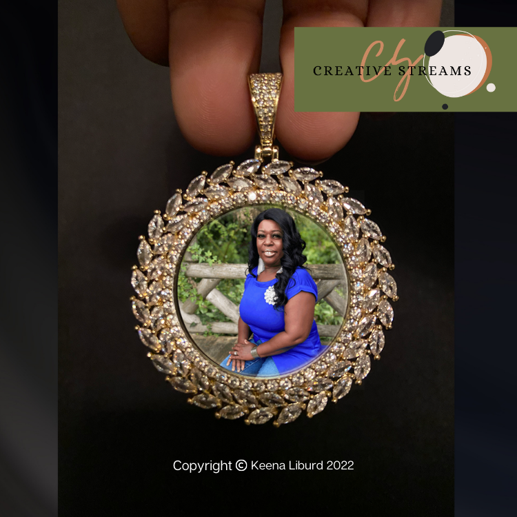 Royal Priesthood PHOTO GOLD necklace